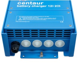 Victron Energy Serie Centaur Carica batterie 12V 20A UF64886K