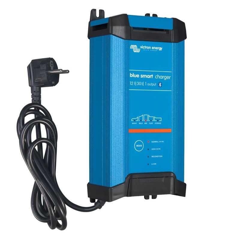 Victron Energy Serie Blue Smart Carica batterie 12V 30A IP22 1 uscita