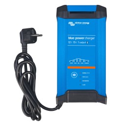 Victron Energy Serie Blue Smart Carica batterie 12V 15A IP22 1 uscita